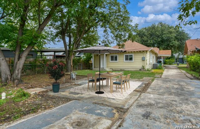 Image 36 of 36 For 1932 Huisache W