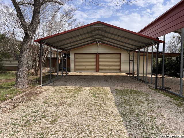 Image 9 of 14 For 705 Altgelt  