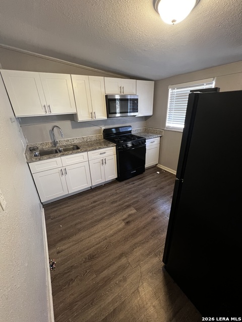 Image 13 of 17 For 351 Overhill  Unit B