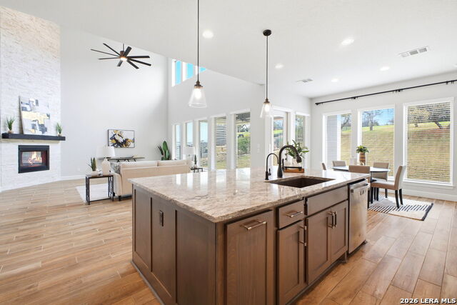 Image 16 of 76 For 25114 Buffalo Clover