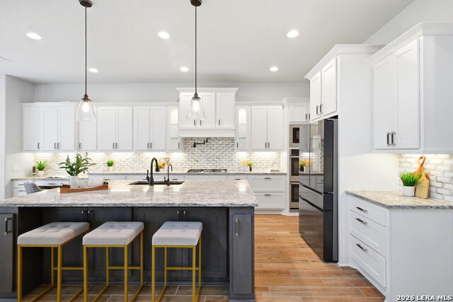 Image 19 of 76 For 25114 Buffalo Clover