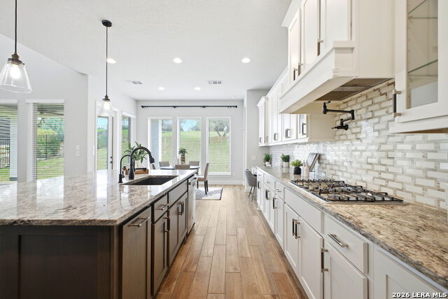 Image 25 of 76 For 25114 Buffalo Clover