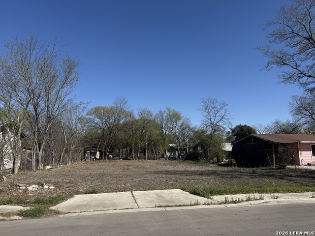 Image 2 of 5 For 230 & 226 Dolores Ave