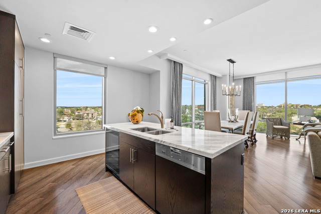 Image 12 of 32 For 4242 Broadway  606