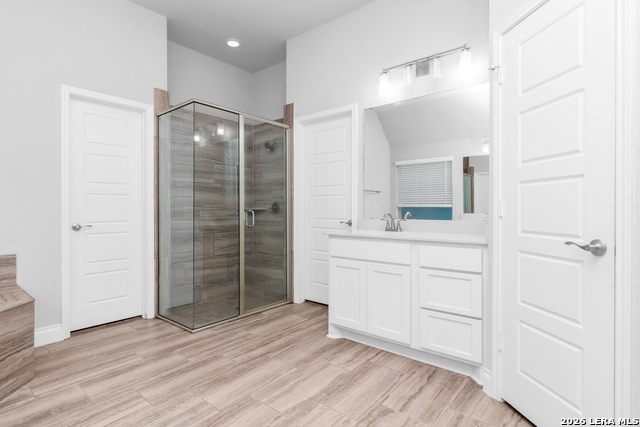 Image 14 of 33 For 2707 Merritt Vista