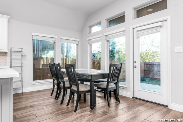 Image 8 of 33 For 2707 Merritt Vista