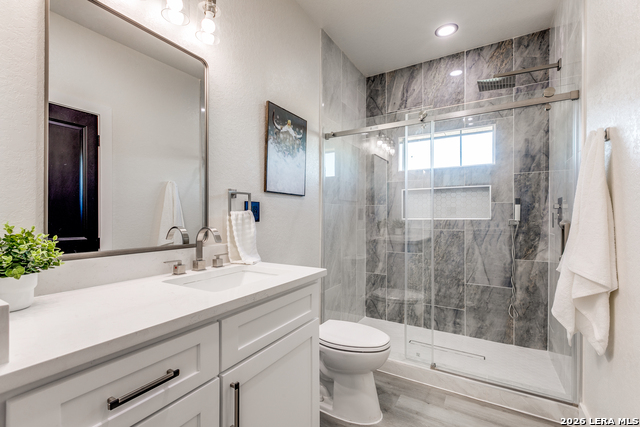 Image 18 of 25 For 12910 Prosperidad