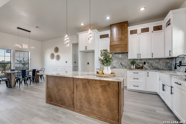 Image 8 of 25 For 12910 Prosperidad