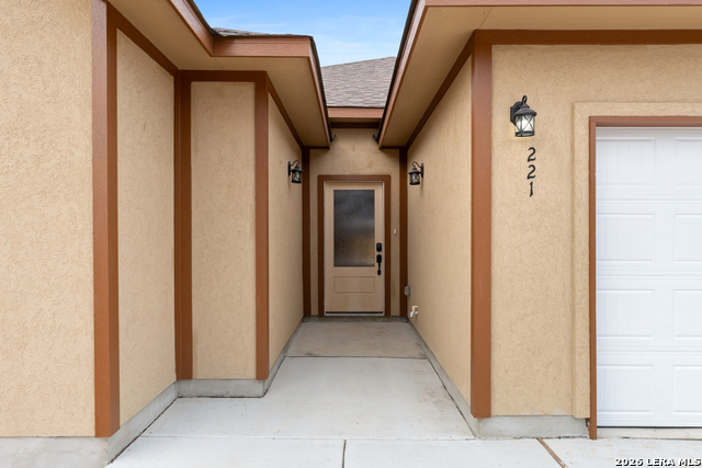 Image 4 of 25 For 221 Sligo  