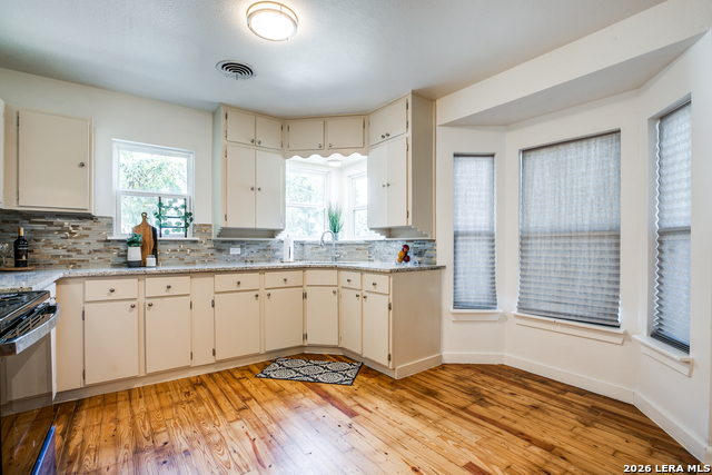 Image 8 of 14 For 838 Hammond  