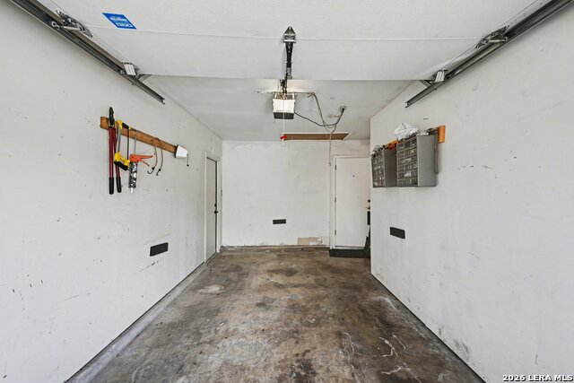 Image 20 of 31 For 12143 Lemon Blossom