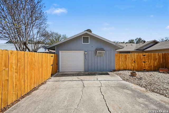 Image 25 of 31 For 12143 Lemon Blossom