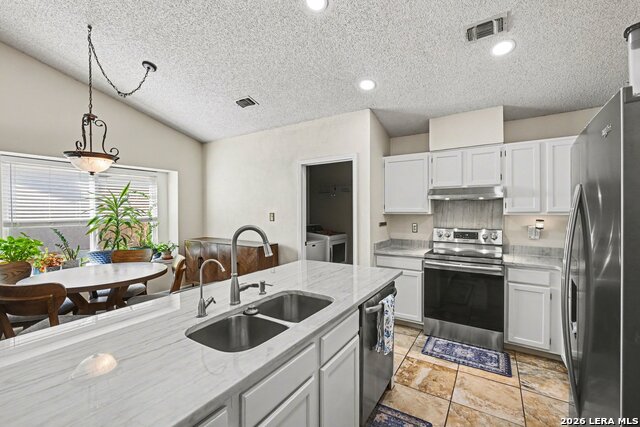 Image 9 of 31 For 12143 Lemon Blossom