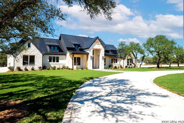 Listing photo id 0 for 34793 High Gate Rd