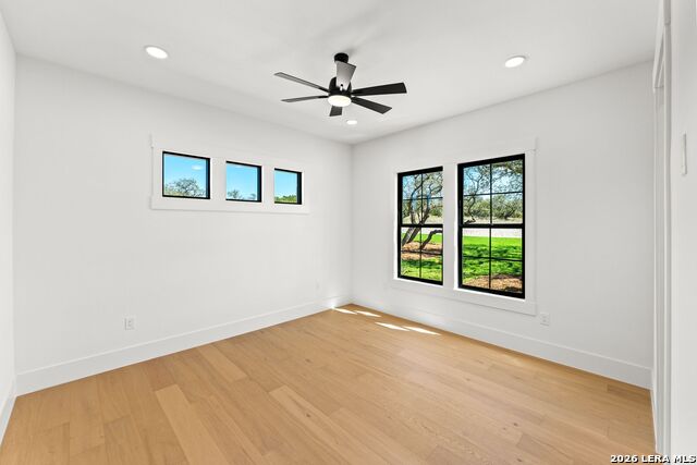 Listing photo id 23 for 34793 High Gate Rd