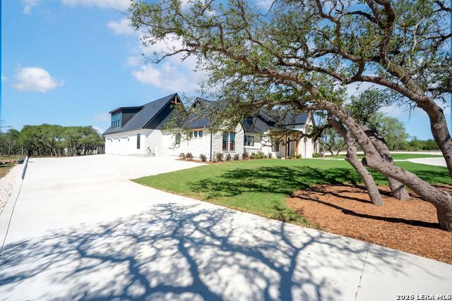 Listing photo id 1 for 34793 High Gate Rd