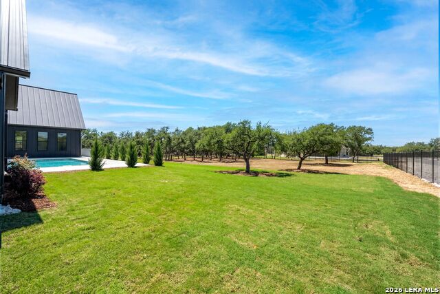 Listing photo id 47 for 34793 High Gate Rd