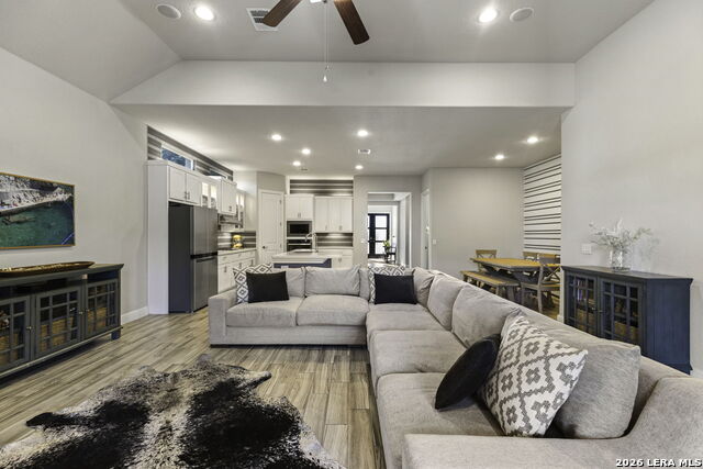 Image 21 of 51 For 103 Palisades