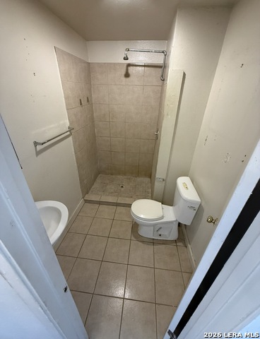 Image 5 of 8 For 115 Querida Ave