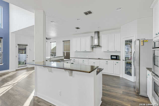 Image 10 of 45 For 125 Brook Shire