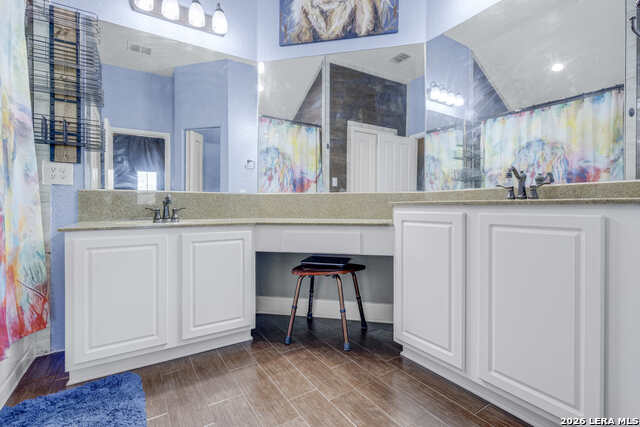 Image 26 of 45 For 125 Brook Shire