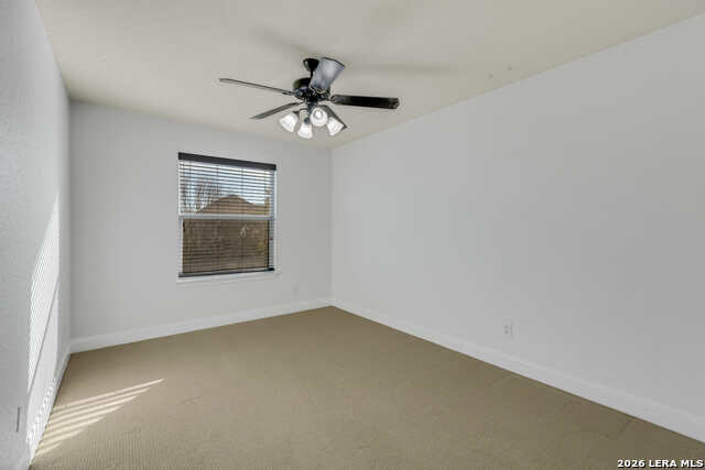 Image 30 of 45 For 125 Brook Shire