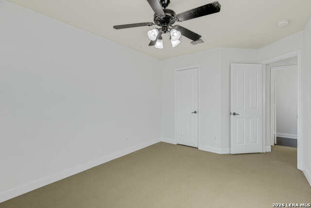 Image 32 of 45 For 125 Brook Shire