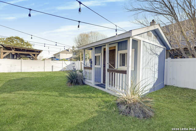 Image 43 of 45 For 125 Brook Shire