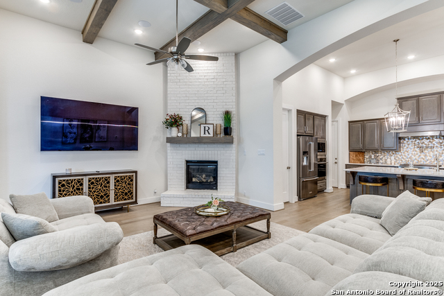 Image 11 of 25 For 143 Sonrisa  