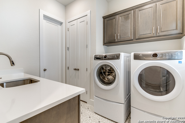 Image 23 of 25 For 143 Sonrisa  