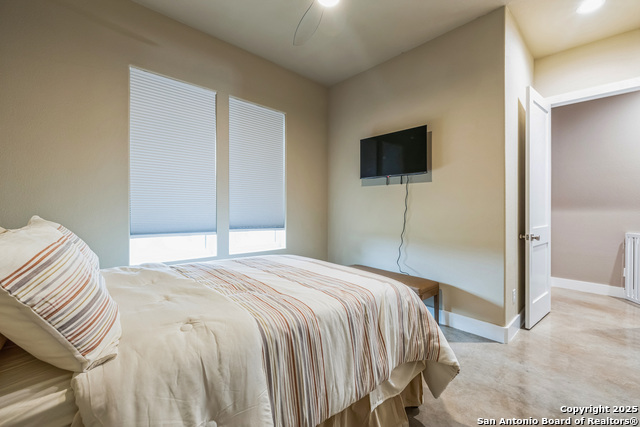 Image 25 of 35 For 1062 Lariat  