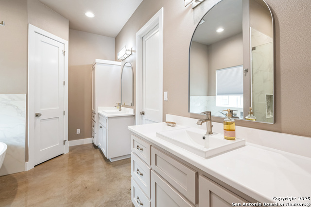 Image 29 of 35 For 1062 Lariat  