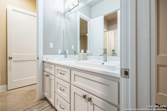 Image 30 of 35 For 1062 Lariat  