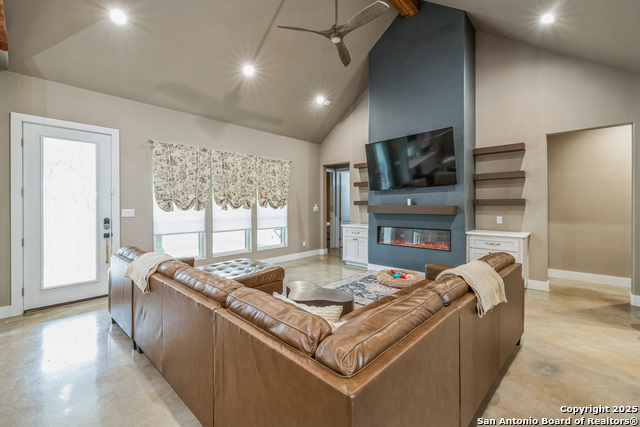 Image 7 of 35 For 1062 Lariat  