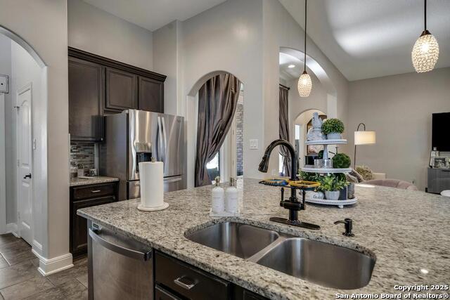 Image 13 of 34 For 13326 Windmill Trace