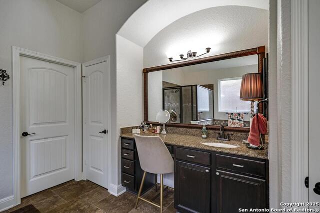 Image 18 of 34 For 13326 Windmill Trace