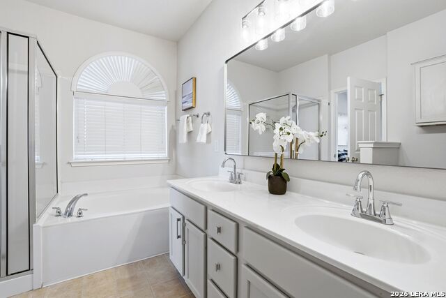 Image 19 of 32 For 530 Zapata  