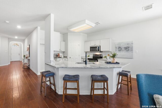 Image 5 of 32 For 530 Zapata  