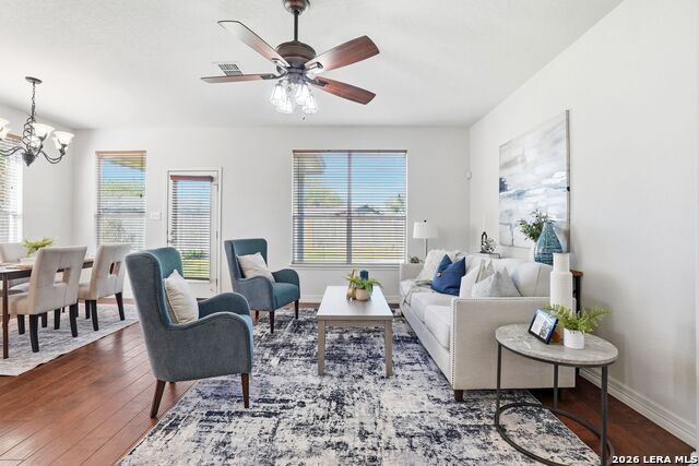 Image 9 of 32 For 530 Zapata  