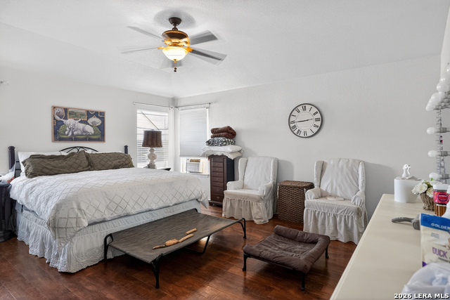 Image 18 of 35 For 2338 Baxter  