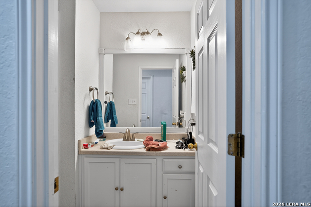 Image 23 of 35 For 2338 Baxter  