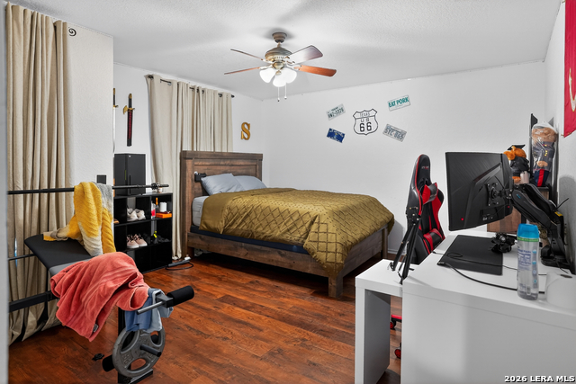 Image 28 of 35 For 2338 Baxter  