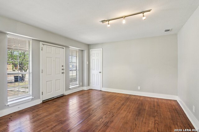 Image 10 of 46 For 1080 Ivy  