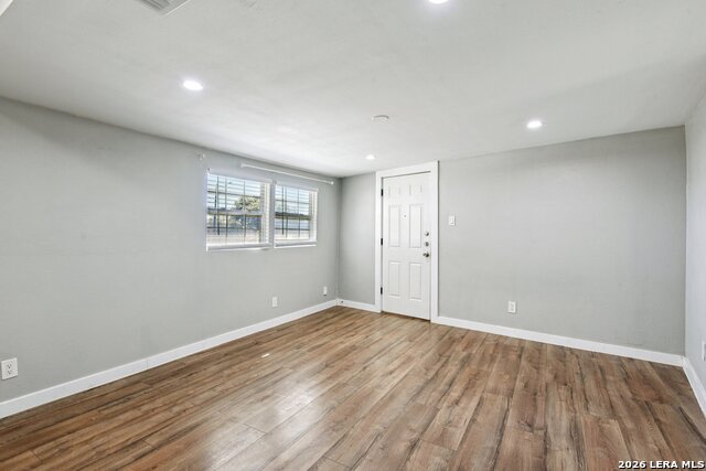 Image 31 of 46 For 1080 Ivy  