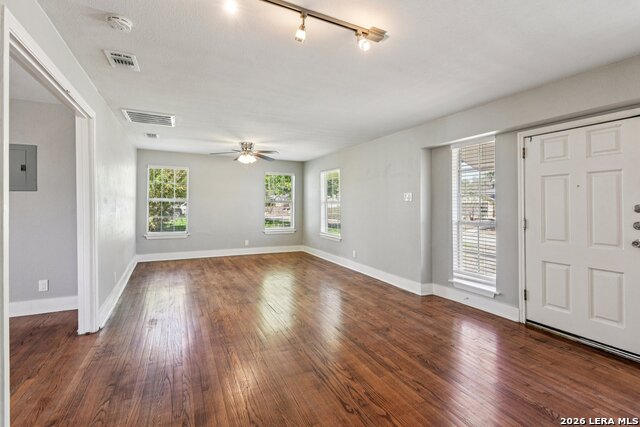 Image 5 of 46 For 1080 Ivy  