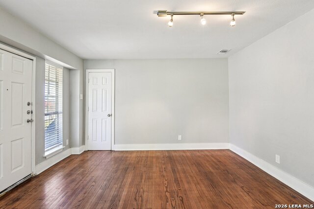 Image 9 of 46 For 1080 Ivy  