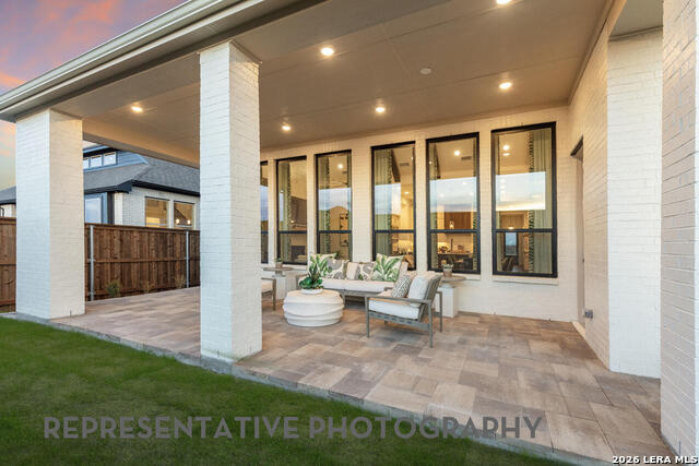 Image 14 of 19 For 11726 Stoltzer