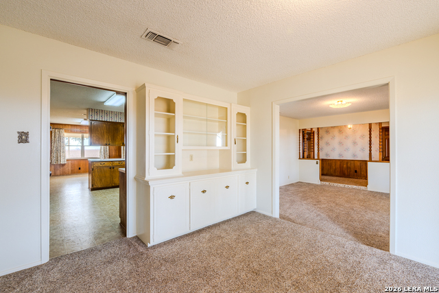Listing photo id 8 for 3830 County Road 541