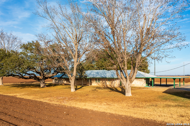 Listing photo id 0 for 3830 County Road 541