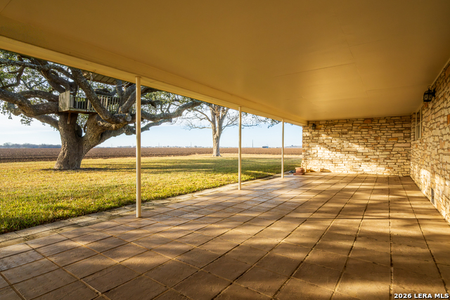 Listing photo id 23 for 3830 County Road 541